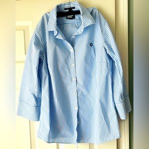 Lands Ends Chase uniform stripe quarter sleeve shirt size 6. Never worn.